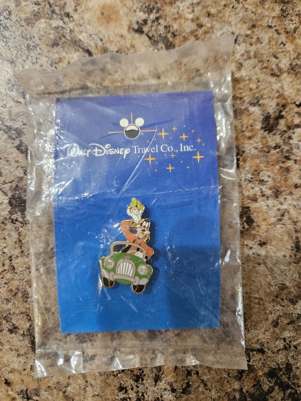 Walt Disney Travel Co. Vintage Goofy Driving Car Pin, New In Package
